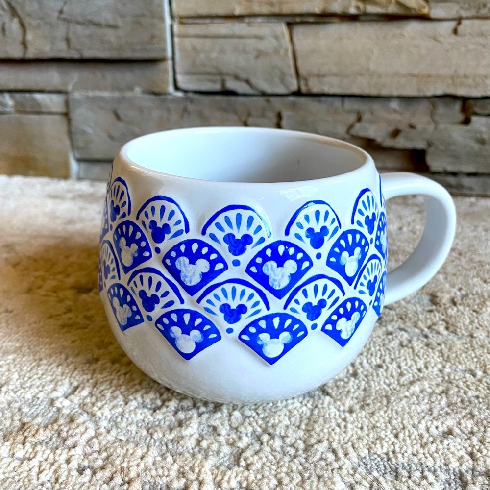Disney Parks Homestead Blue Collection Mickey Icon Coffee Mug White Blue 21oz